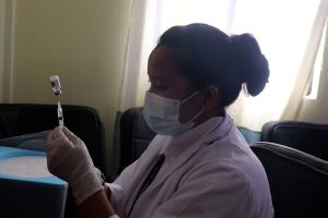 गुल्मीका झण्डै २५ सय किशोरीलाई ‘एचपीभी’ खोप लगाइने: माघ २५ देखि अभियान सुरु